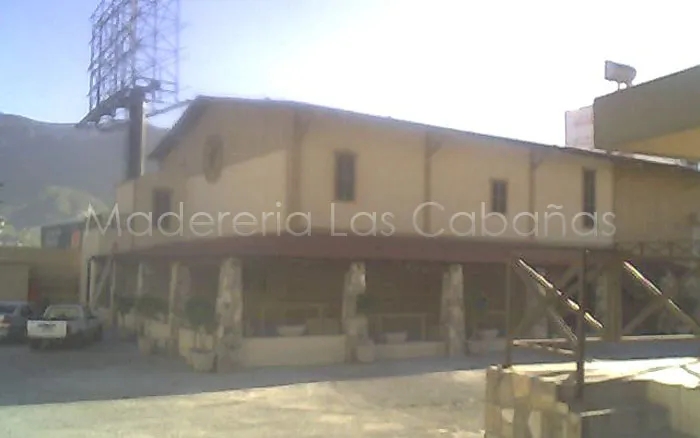 Discoteca-bar 'El barranco'. Interiores, exteriores y pista