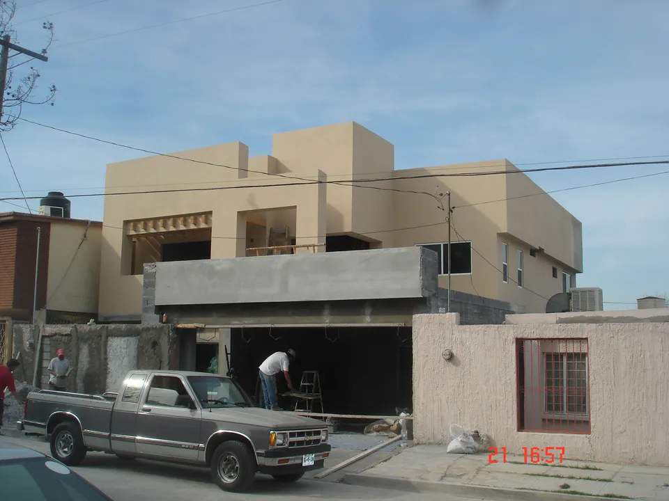 Casa en estructura de madera y forro en placas de Durock Arq. Terrazas.